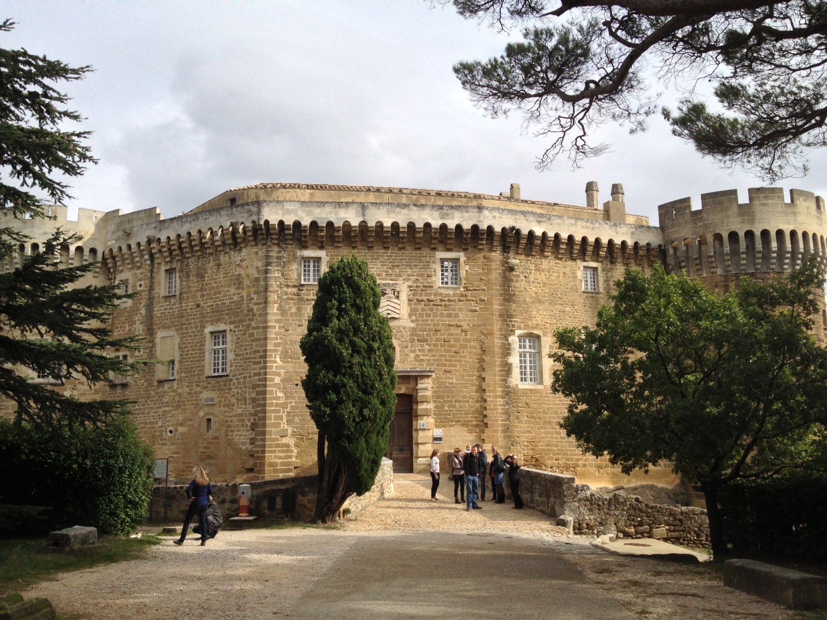 C'est OK pour Suze la Rousse